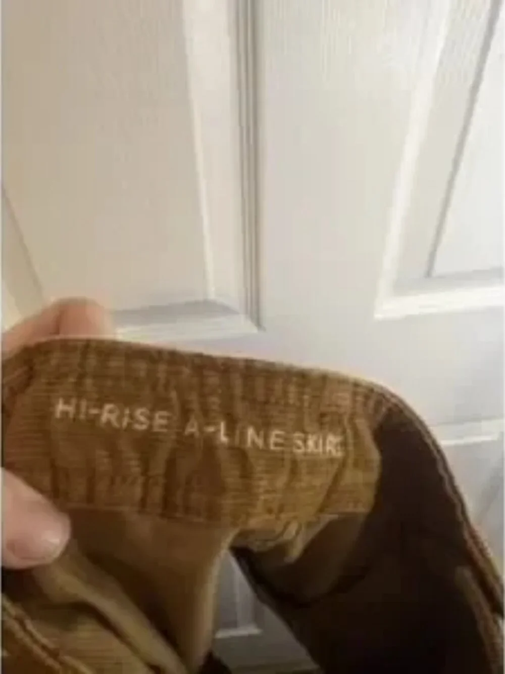 Mini Skirt Size 6 Tan Belted A-Line Button Front - Picture 2 of 5